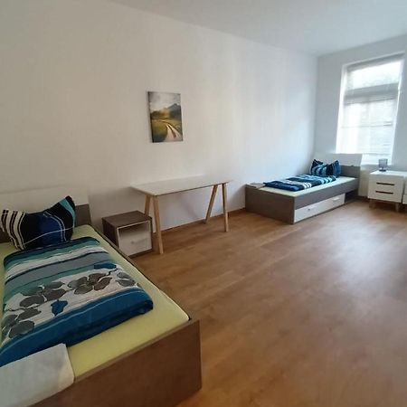 Rockys Ferienwohnung Mitte Markkleeberg Exterior foto