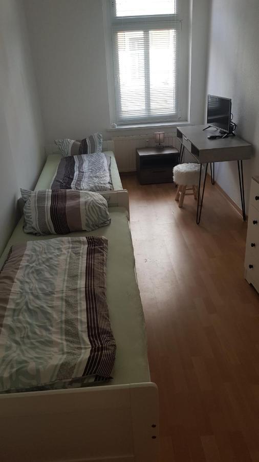 Rockys Ferienwohnung Mitte Markkleeberg Exterior foto